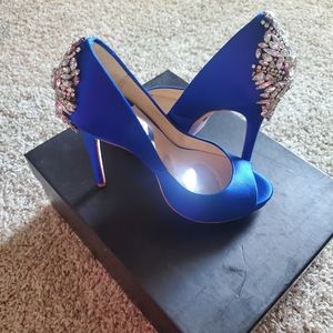 Brand new never worn badgley mischka royal blue open toe pumps